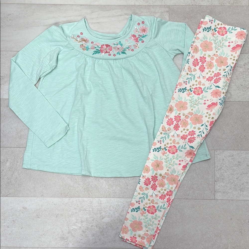 NWOT Tommy Bahama tee and leggings